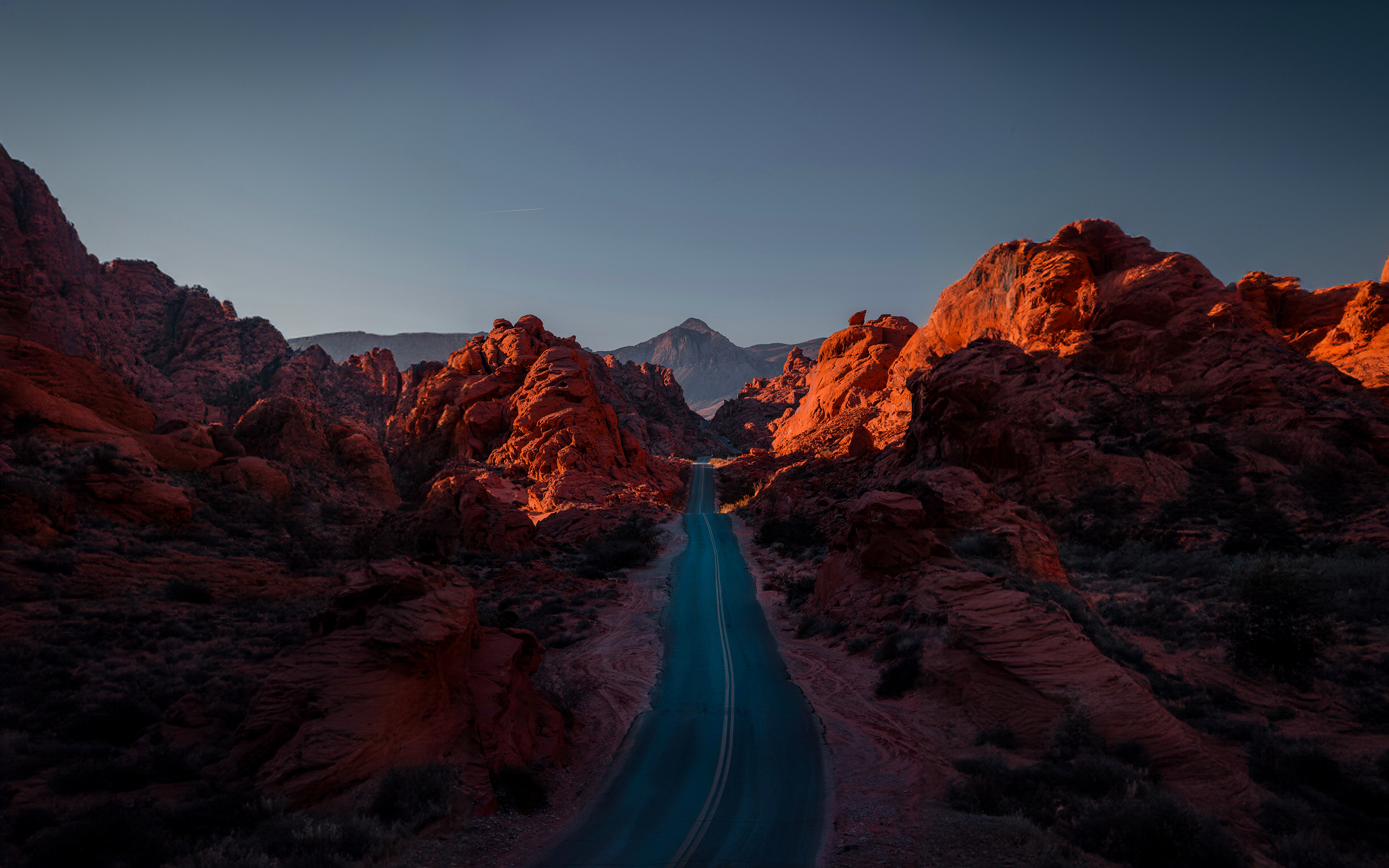 Majestic Valley of Fire Highway Scenery – Clean Desktop Background Art